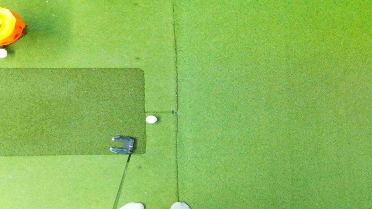 Good example - overhead view with single ball and putter